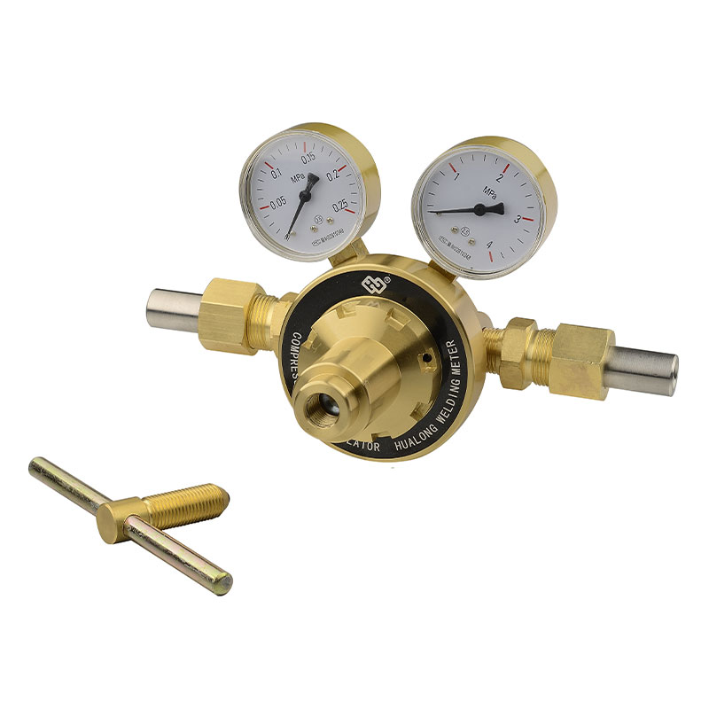 AR-63 Rurociągowy regulator acetylenu